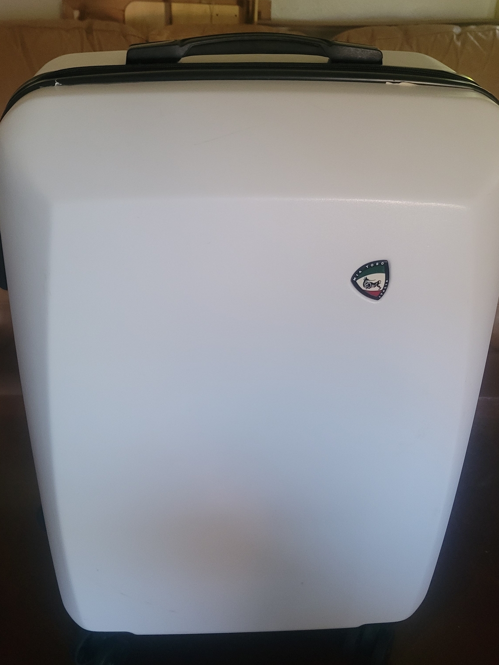 White Hardshell Laptop Carrying Case - Unbranded